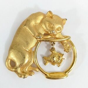 Vintage 80s Cat Fish Bowl Brooch JJ